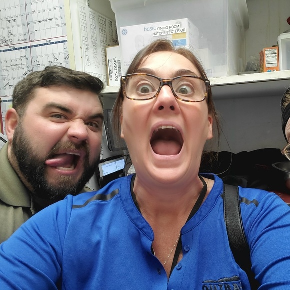 Meet your Posher, Elizabeth - Picture 1 of 1